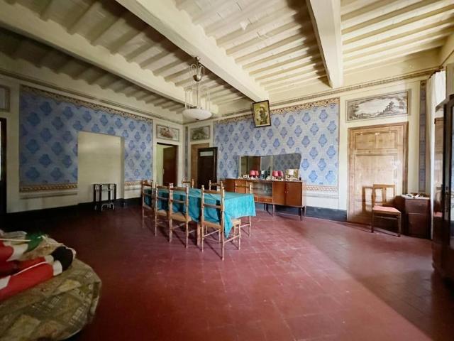 Villa Indipendente in vendita a Santa Maria a Colle, Bagni Di Lucca Ponte