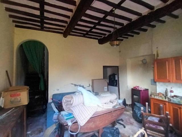 Villa Indipendente in vendita a Ponte San Pietro, Bagni Di Lucca Ponte