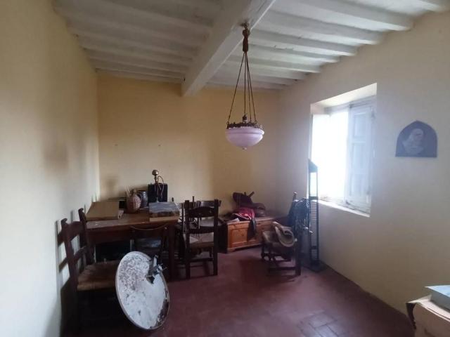 Villa Indipendente in vendita a Ponte San Pietro, Bagni Di Lucca Ponte