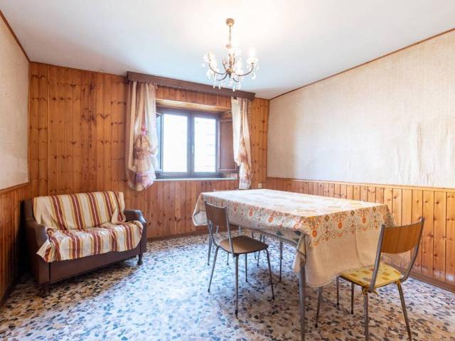 Villa Indipendente in vendita a Bagni Di Lucca Ponte, Toscana