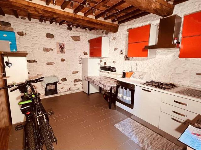 Villa Indipendente in vendita a Ponte a Moriano, Bagni Di Lucca Ponte