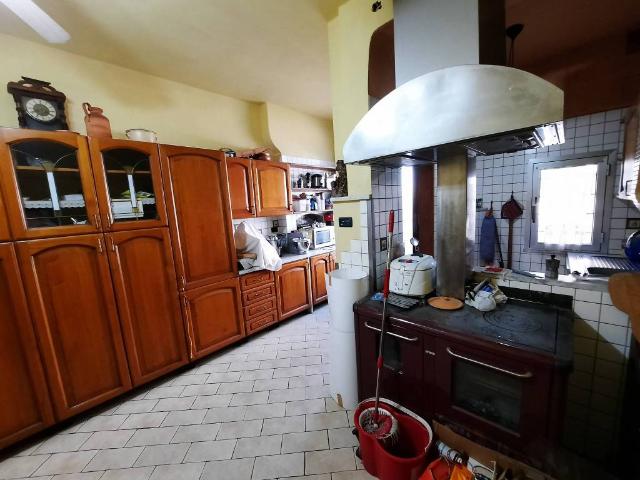 Villa Indipendente in vendita a Santa Maria a Colle, Bagni Di Lucca Ponte