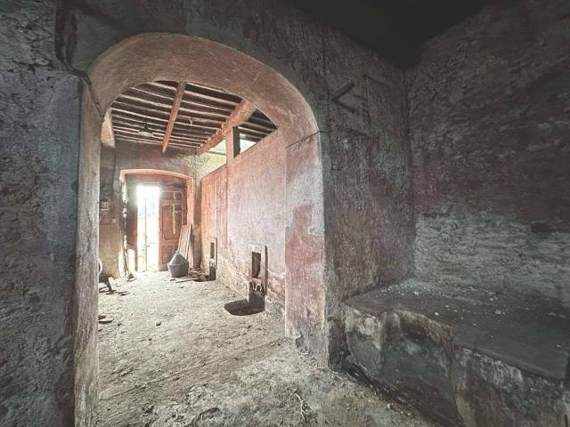 Villa Indipendente in vendita a San Quirico di Moriano, Bagni Di Lucca Ponte