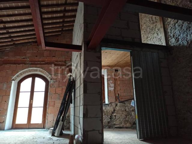 Villa Indipendente in vendita a Bagni Di Lucca Ponte, Toscana