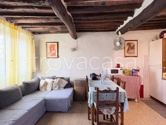 Villa Indipendente in vendita a Bagni Di Lucca Ponte, Toscana