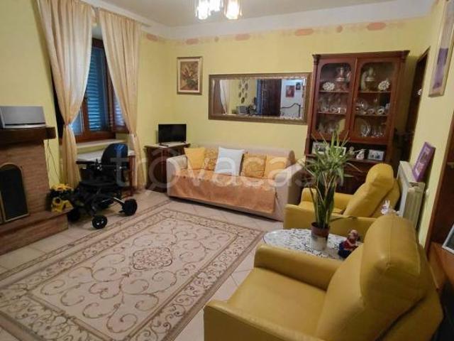 Villa Indipendente in vendita a Ponte a Moriano, Lucca