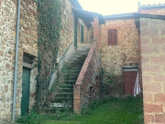 Villa Indipendente in vendita a Lucignano, Toscana