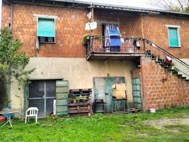 Villa Indipendente in vendita a Lucignano, Toscana