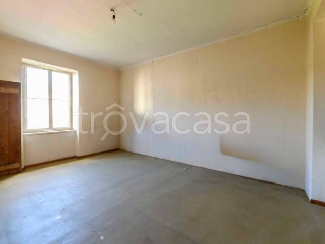 Villa Indipendente in vendita a Lucinico / Ločnik / Luzinìs, Gorizia