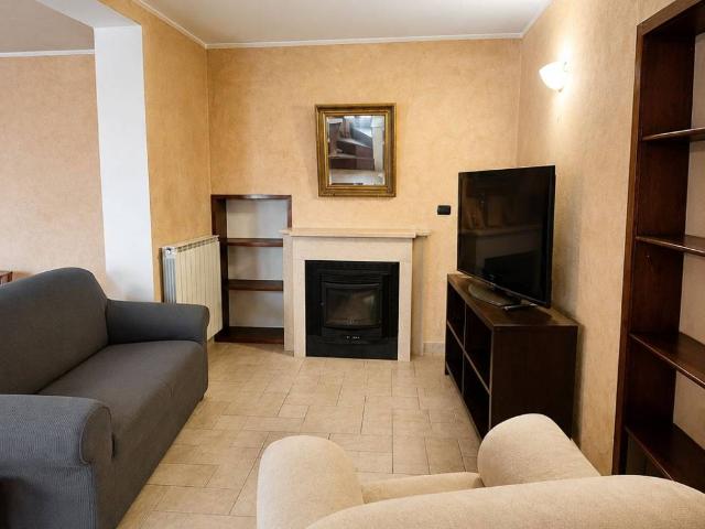 Villa Indipendente in vendita a Luco Dei Marsi, Abruzzo