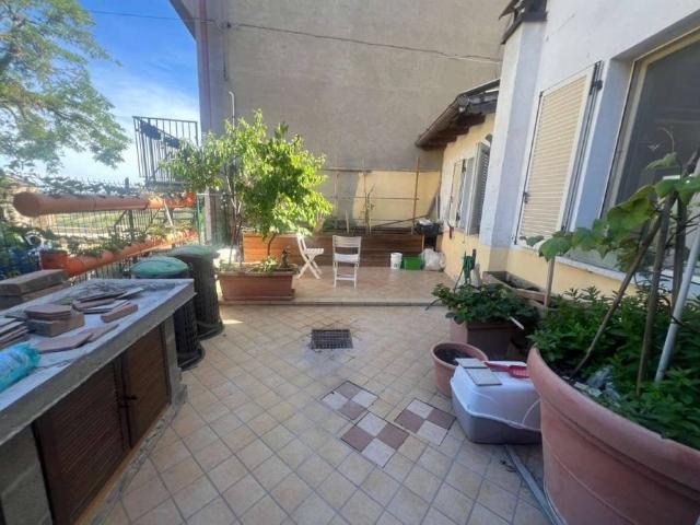Villa Indipendente in vendita a Lugagnano Val D'arda, Reggio Emilia