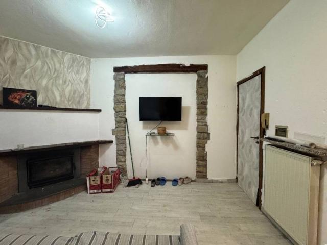 Villa Indipendente in vendita a Lugagnano Val D'arda, Reggio Emilia