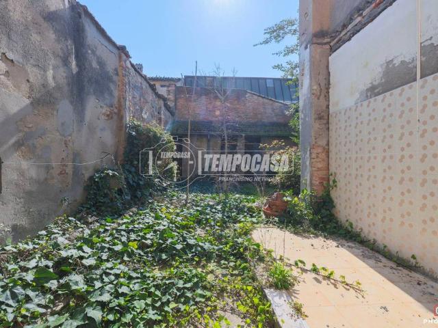 Villa Indipendente in vendita a Unione dei comuni della Bassa Romagna, Lugo