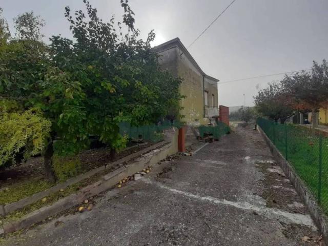 Villa Indipendente in vendita a Unione dei comuni della Bassa Romagna, Lugo