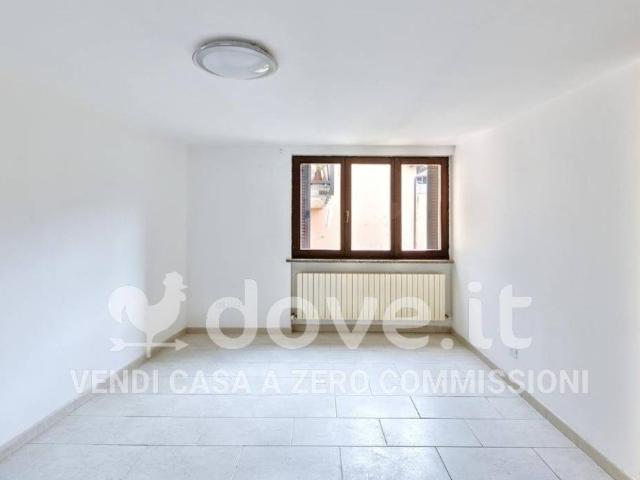 Villa Indipendente in vendita a Comunità Montana Valli del Verbano, Luino