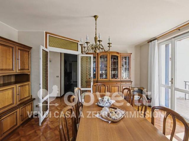 Villa Indipendente in vendita a Comunità Montana Valli del Verbano, Luino