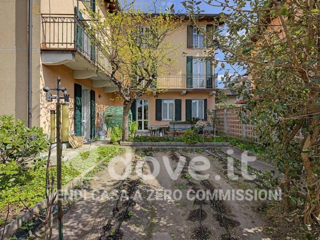 Villa Indipendente in vendita a Comunità Montana Valli del Verbano, Luino