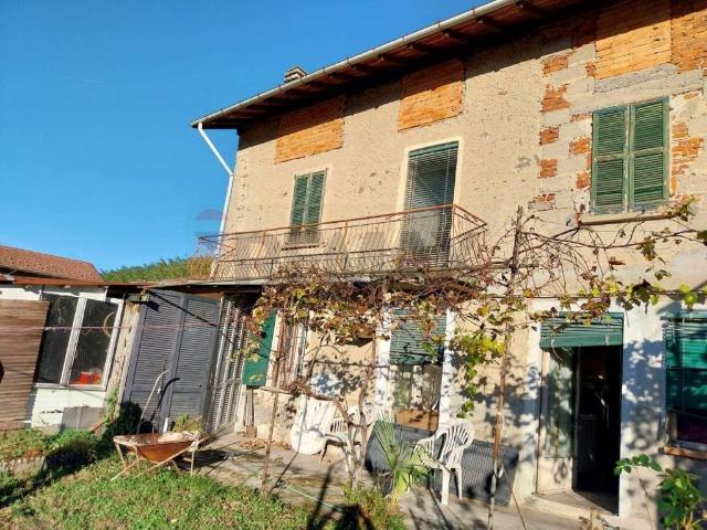 Villa Indipendente in vendita a Comunità Montana Valli del Verbano, Luino