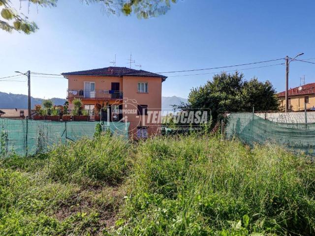 Villa Indipendente in vendita a Parco Luogo Ameno, Luino