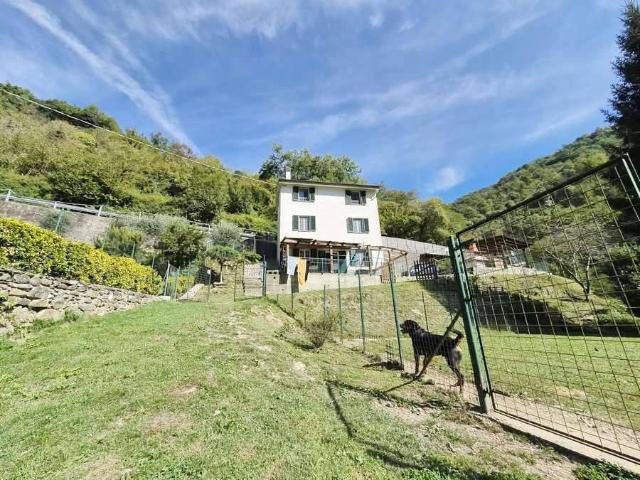 Villa Indipendente in vendita a Craviasco, Neirone