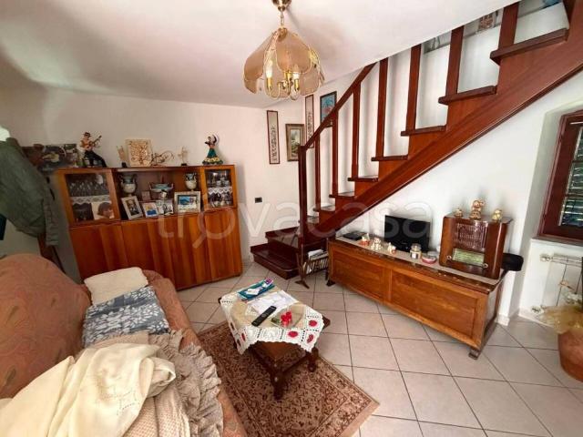 Villa Indipendente in vendita a Luni, Liguria