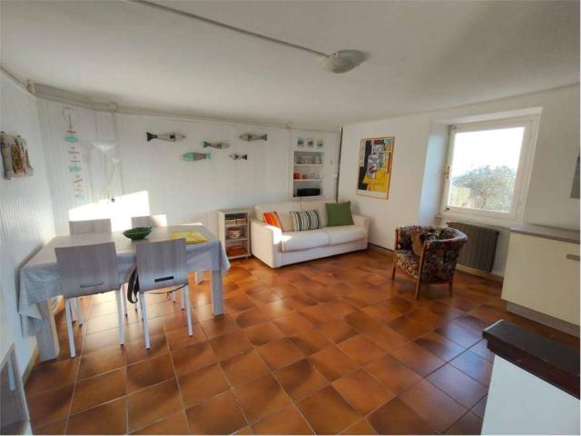 Villa Indipendente in vendita a Luni, Liguria