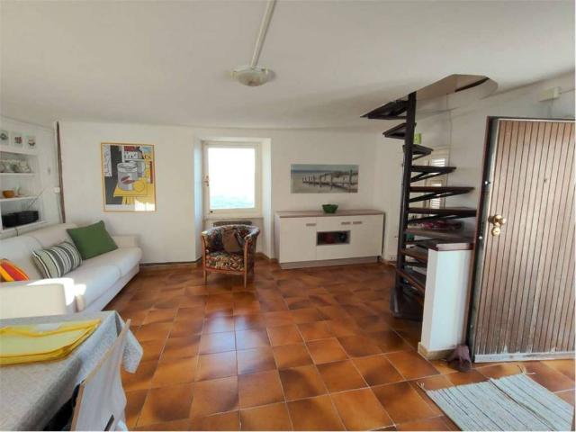 Villa Indipendente in vendita a Luni, Liguria