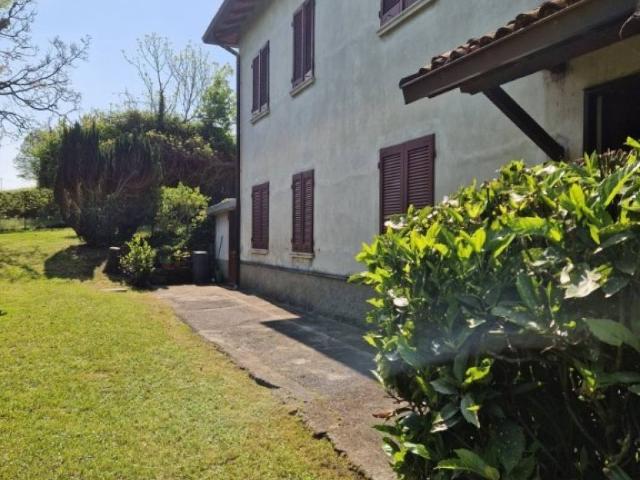 Villa Indipendente in vendita a Lurago D'erba, Lombardia