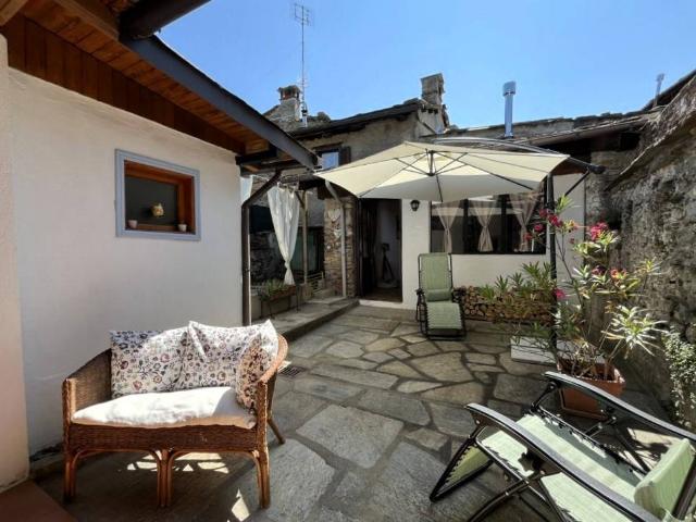 Villa Indipendente in vendita a Castello, Piemonte