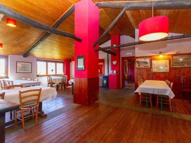 Villa Indipendente in vendita a Colletto, Piemonte