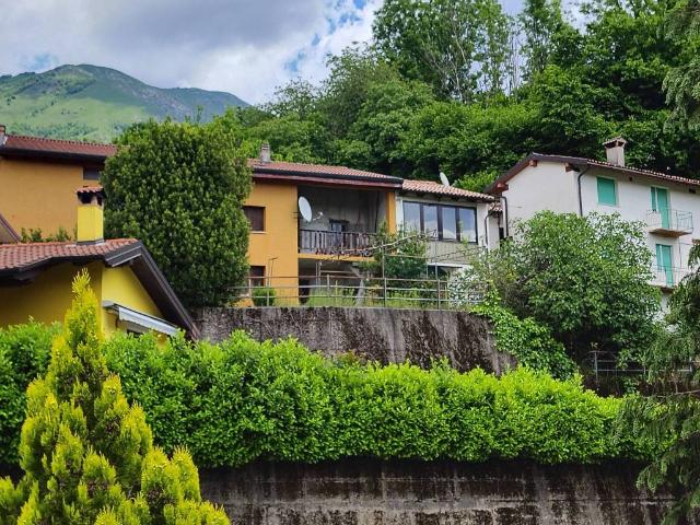 Villa Indipendente in vendita a Pradielis, Friuli-Venezia Giulia