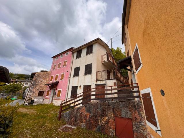 Villa Indipendente in vendita a Lusiana Conco, Veneto