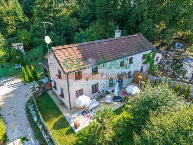 Villa Indipendente in vendita a Lusiana Conco, Conco