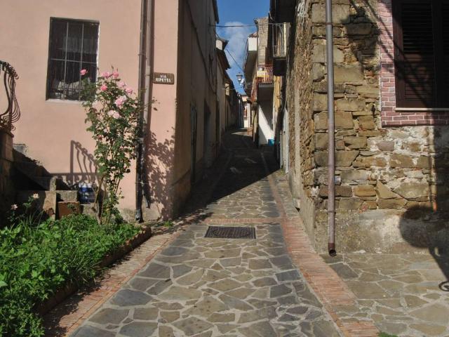 Villa Indipendente in vendita a Lustra, Campania