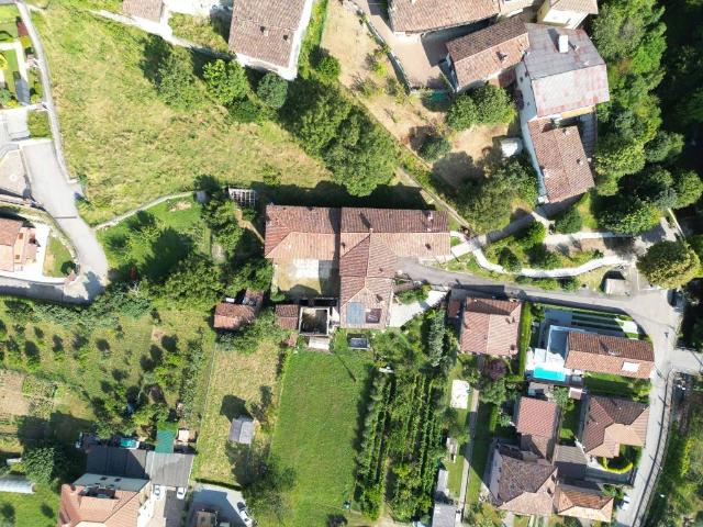 Villa Indipendente in vendita a Luzzana, Lombardia