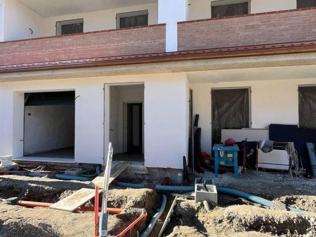 Villa Indipendente in vendita a Bassa Reggiana, Re