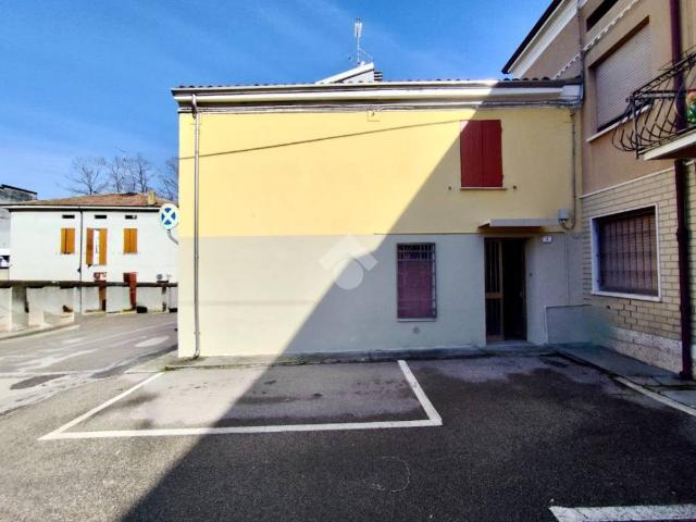 Villa Indipendente in vendita a Bassa Reggiana, Re