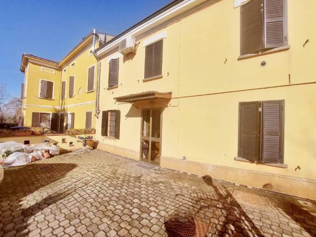 Villa Indipendente in vendita a Bassa Reggiana, Re