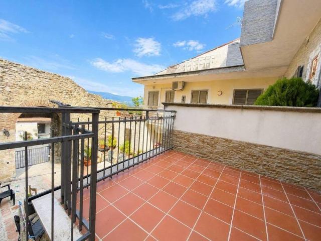 Villa Indipendente in vendita a Calabria, Cosenza