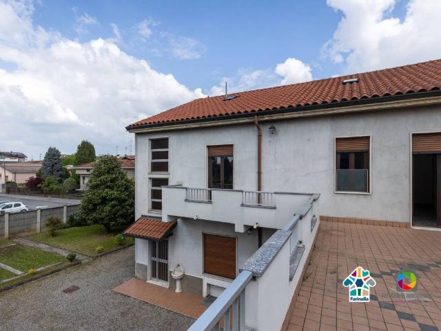 Villa Indipendente in vendita a Macherio, Lombardia