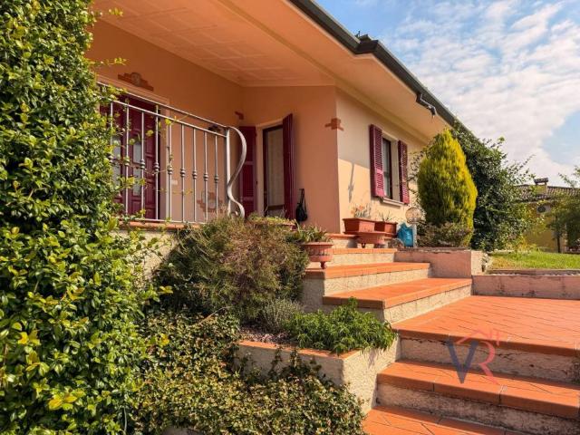 Villa Indipendente in vendita a Maclodio, Brescia