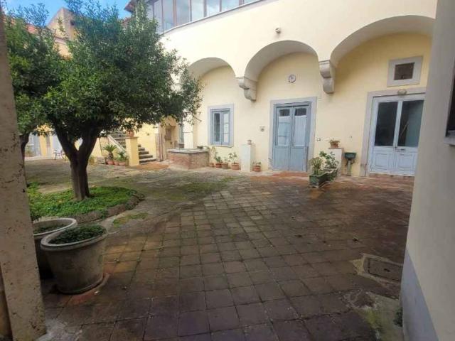 Villa Indipendente in vendita a Maddaloni