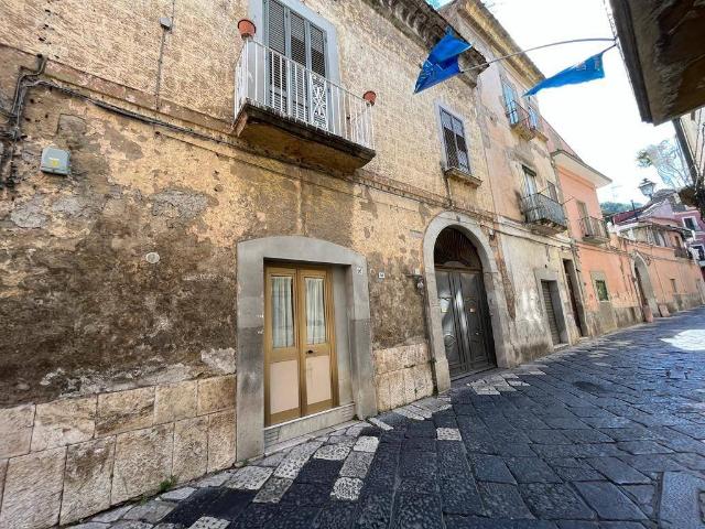 Villa Indipendente in vendita a Maddaloni, Campania