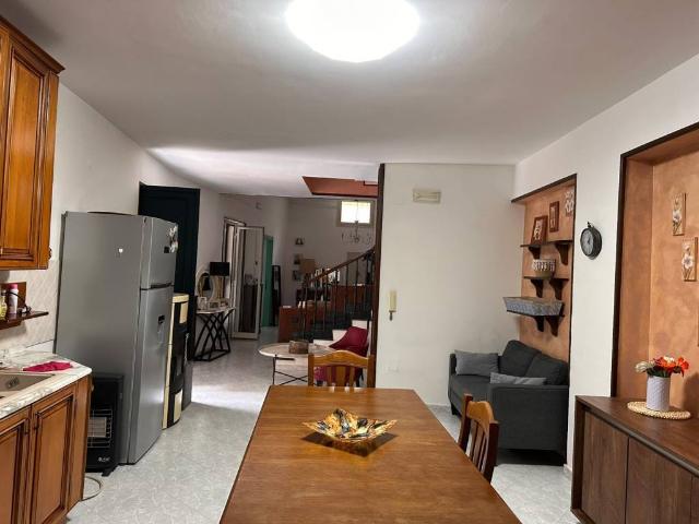 Villa Indipendente in vendita a Maddaloni