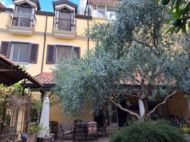 Villa Indipendente in vendita a Maddaloni, Campania