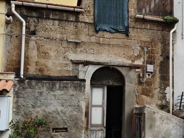 Villa Indipendente in vendita a Maddaloni, Campania