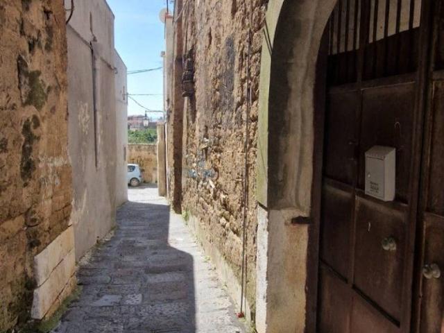 Villa Indipendente in vendita a Maddaloni, Campania