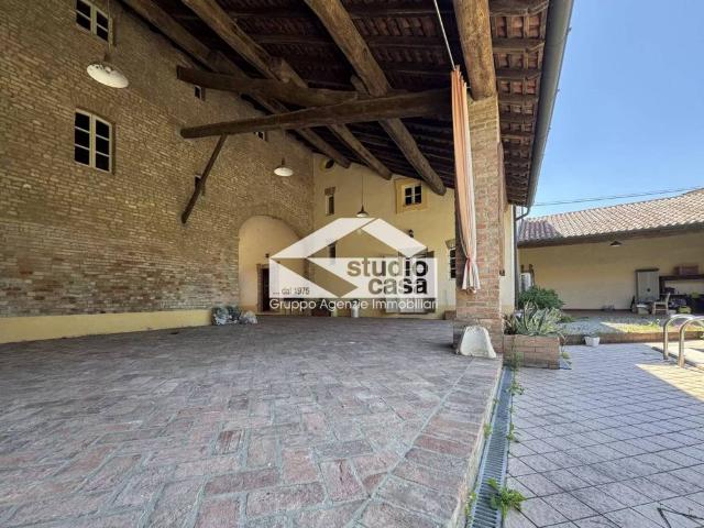 Rustico in vendita a Madignano, Lombardia