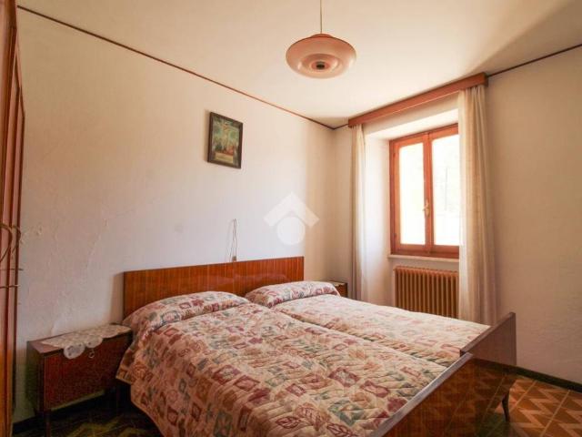 Villa Indipendente in vendita a Rest, Magasa
