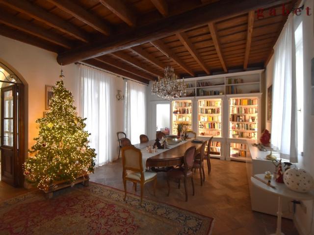 Villa Indipendente in vendita a Magenta, Milano